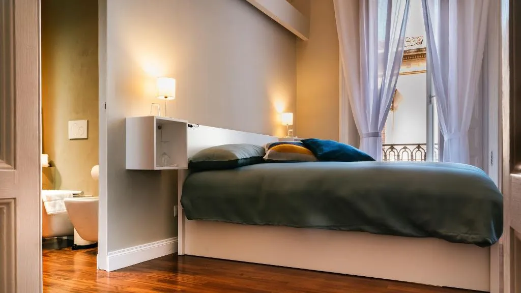 Room, Le 4 Leggende, Catania