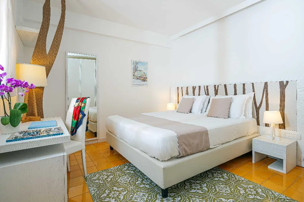 Double or Twin SUPERIOR Room, Hotel Le Axidie BW Signature Collection, Naples