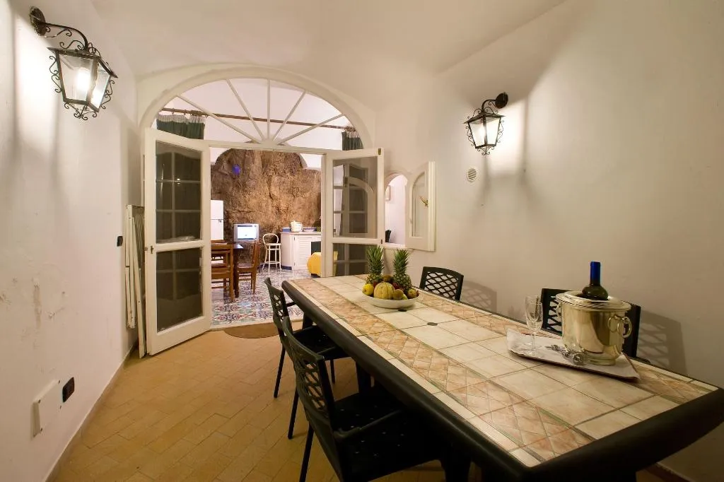 Room, La Caravella Positano, Naples