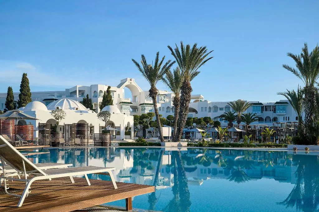 Pool, The Mirage Resort & Spa, Tunisia