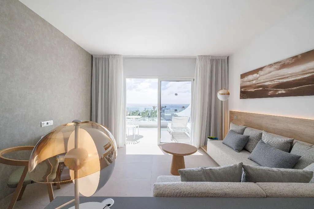 Room, Radisson Blu Resort Lanzarote, Lanzarote