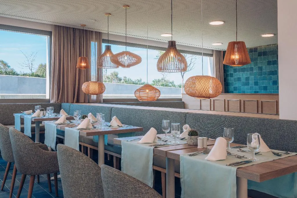 Restaurant, Iberostar Waves Cala Domingos, Majorca