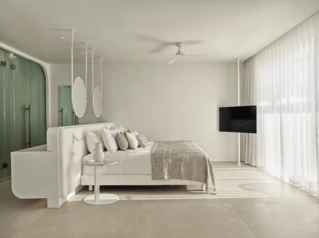 SUITE EXECUTIVE SEA VIEW Room, Lovia Mykonos, Mykonos