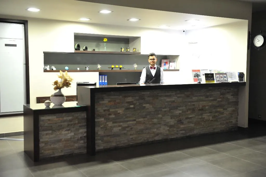 Lobby, Maritime, Rhodes