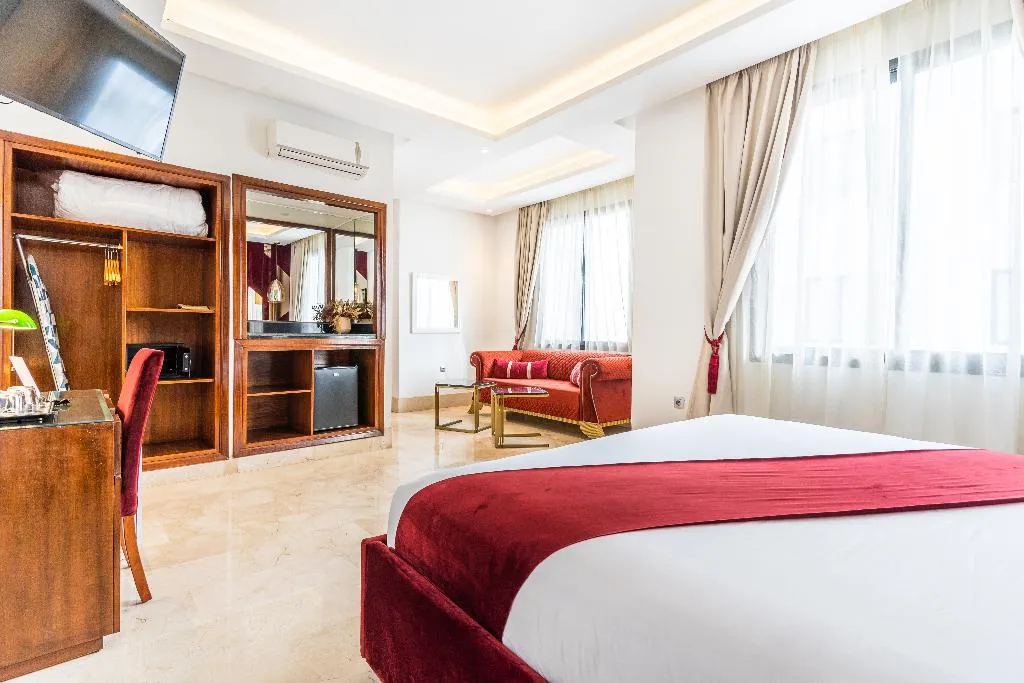 JUNIOR SUITE DELUXE Room, One Hotel Casablanca, Casablanca