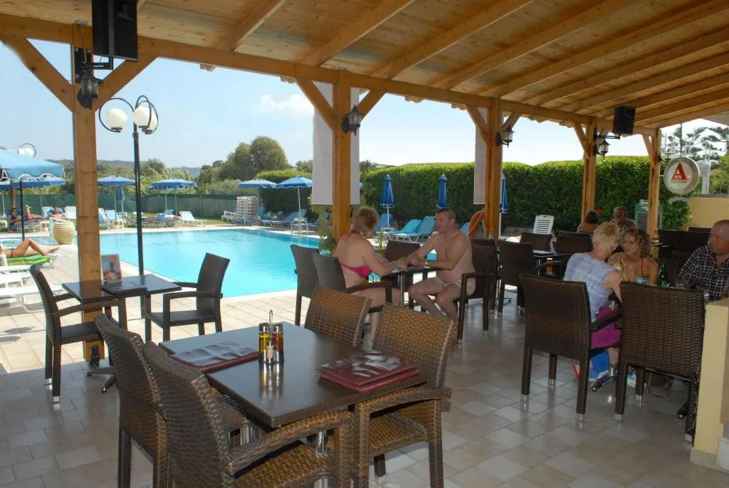 Restaurant, Barbie, Rhodes