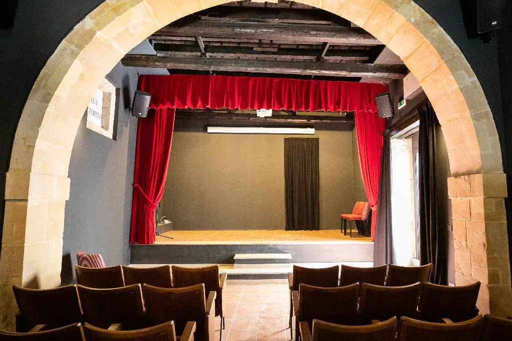 Conferences, Lanterne Magiche Ortigia, Catania