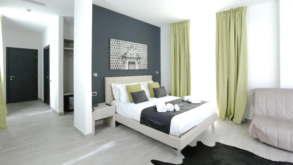 DOUBLE DELUXE Room, Ecumano Space, Naples