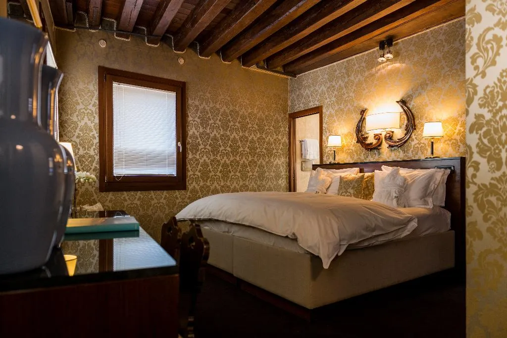 DOUBLE DELUXE Room, Ca Maria Adele, Venice