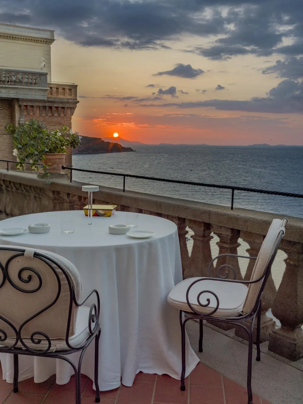 Restaurant, Grand Hotel Excelsior Vittoria Spa, Naples