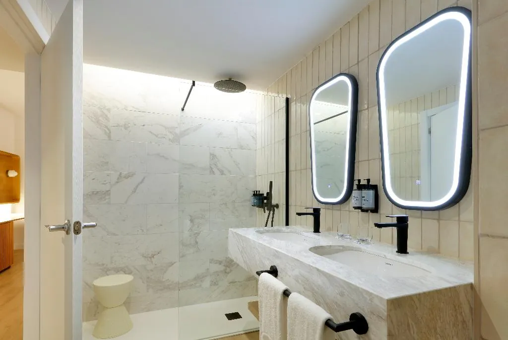 Double or Twin SUPERIOR Room, Grand Palladium Select Palace Ibiza, Ibiza