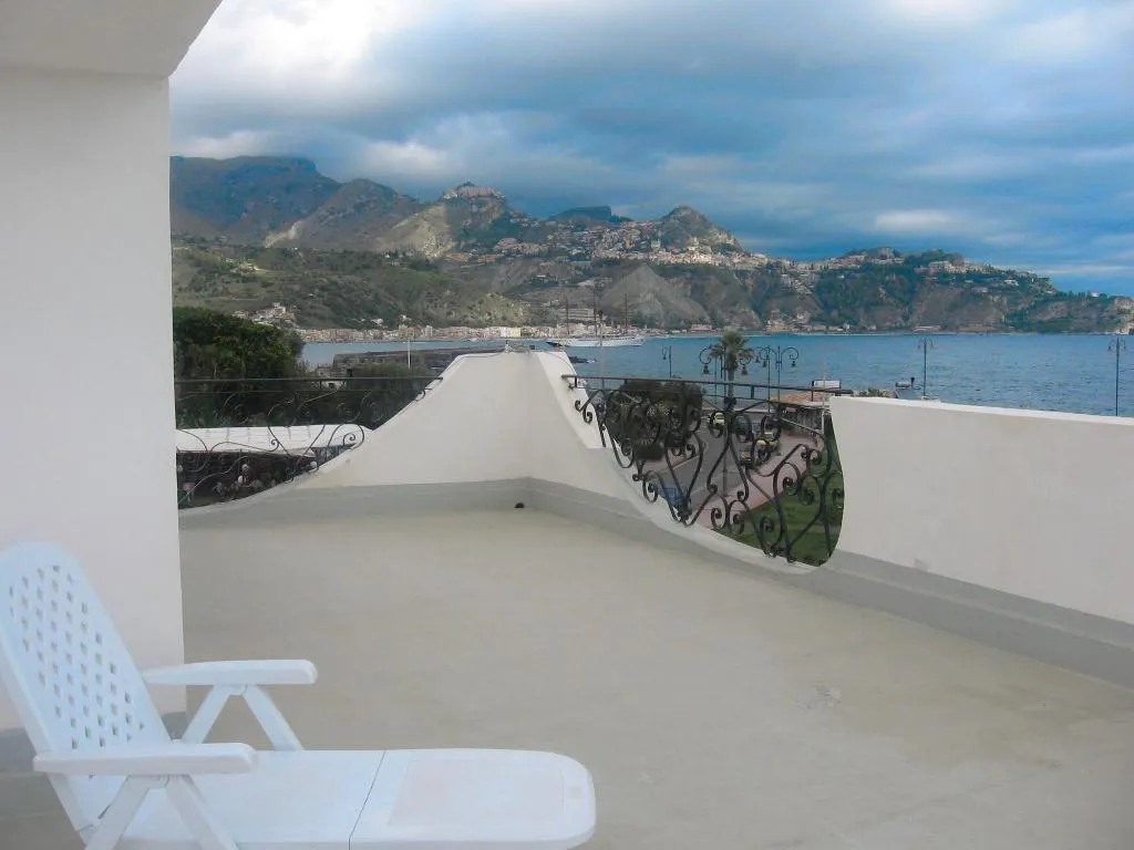Terrace, Orpheus, Taormina