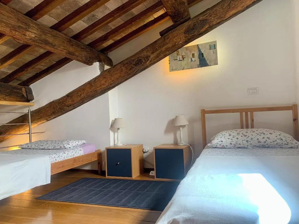 Room, B&B La Casa di Tufo, Perugia