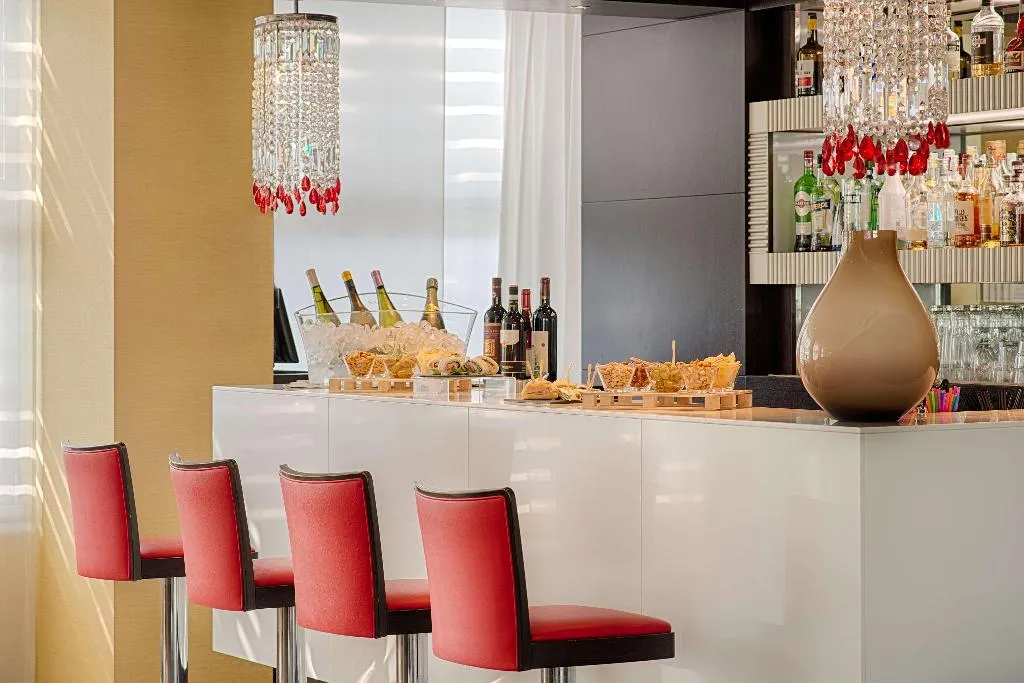 Bar, Savhotel Mantegna Padova, Venice