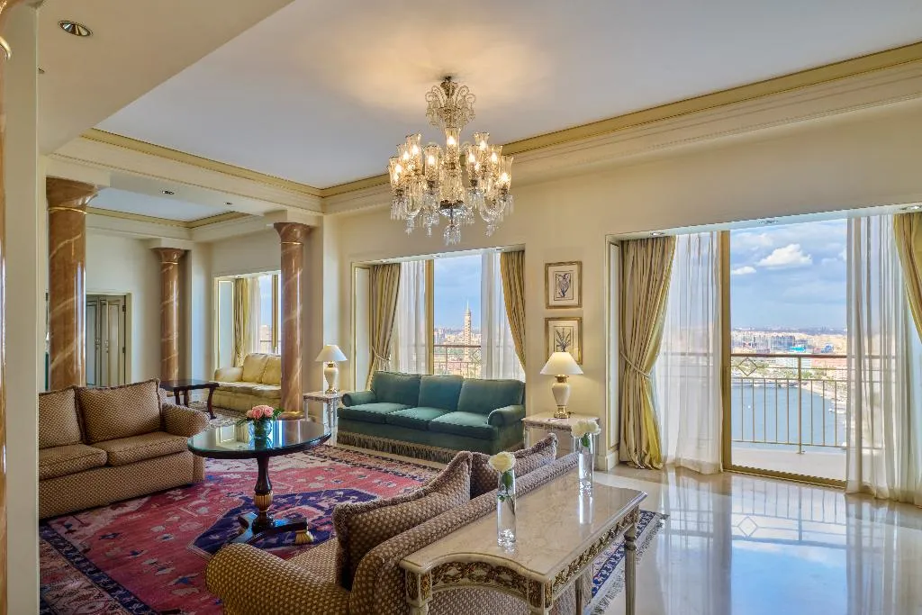 SUITE WITH VIEWS Room, Hilton Cairo Grand Nile, Cairo