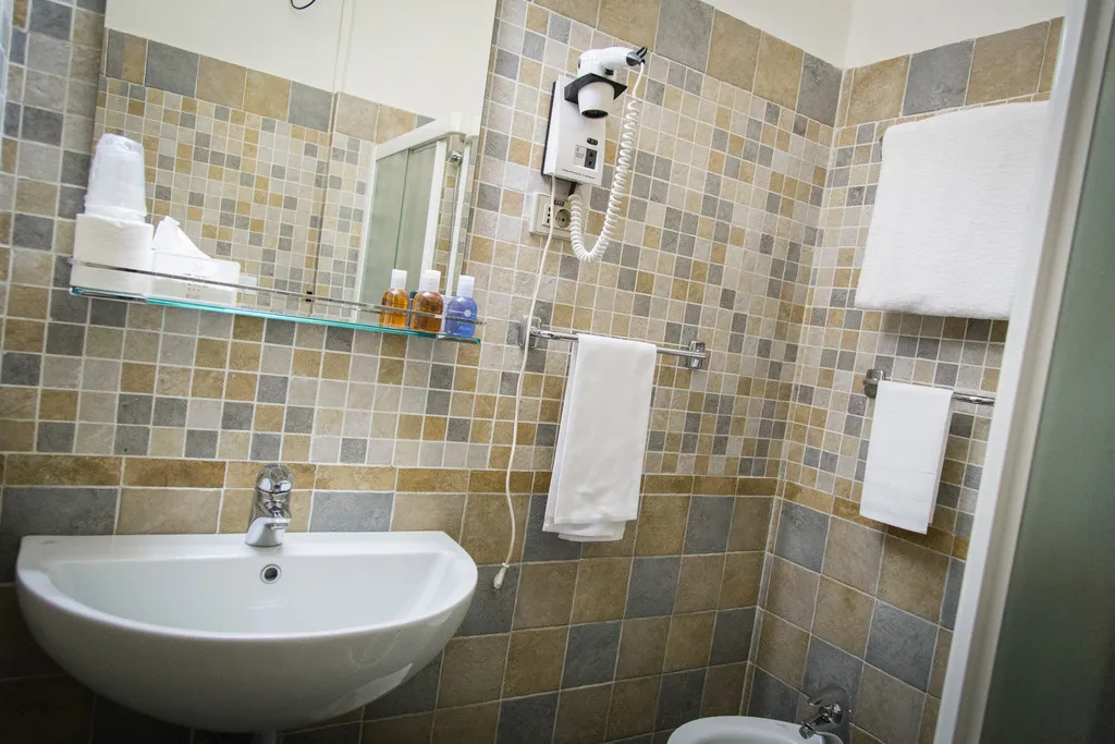 SINGLE STANDARD Room, Accursio, Milan