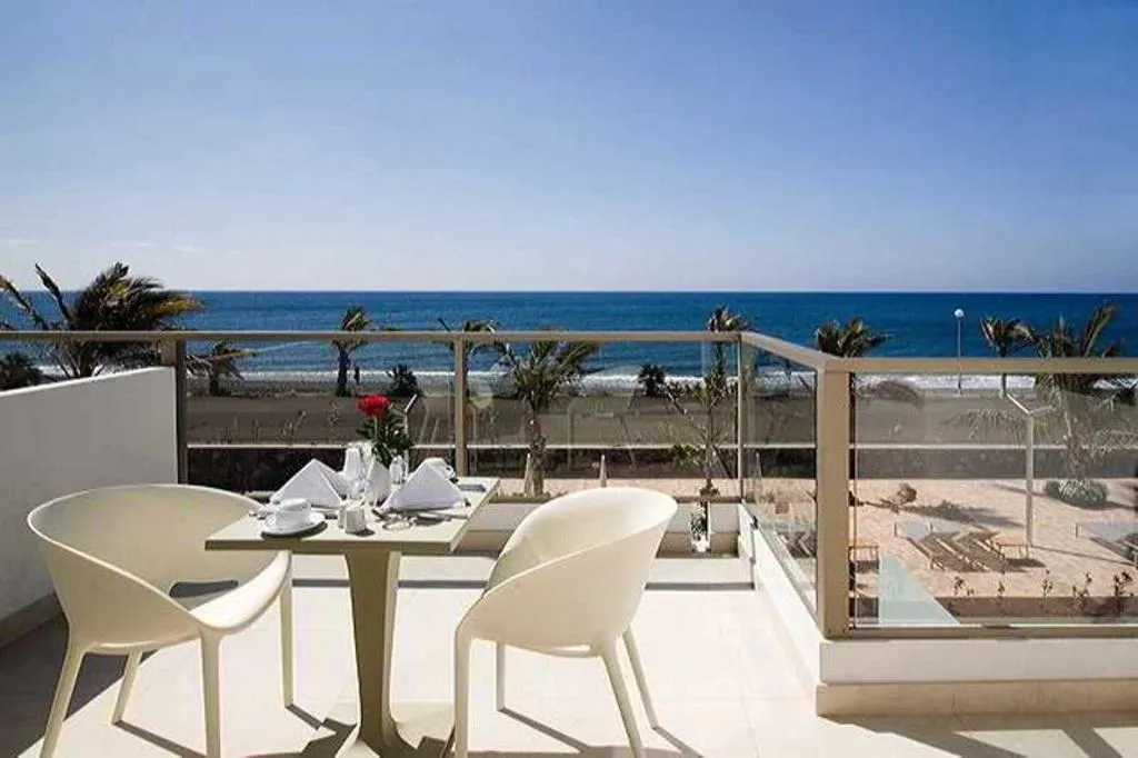 Terrace, R2 Bahía Design Hotel & Spa Wellness - Adults only, Fuerteventura