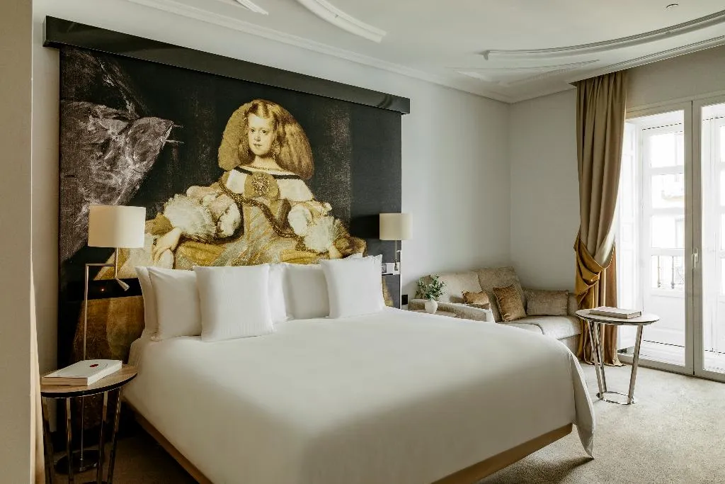 DOUBLE DELUXE Room, Palacio de los Duques Gran Meliá, Madrid