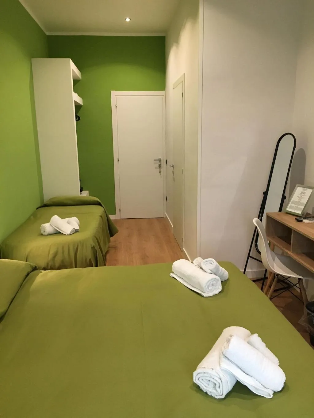 Room, B B Grande Archivio Napoli, Naples
