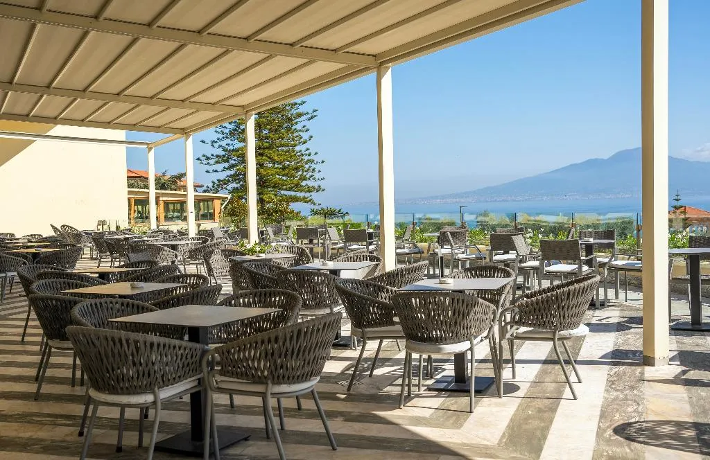 Terrace, Grand Hotel Vesuvio, Naples