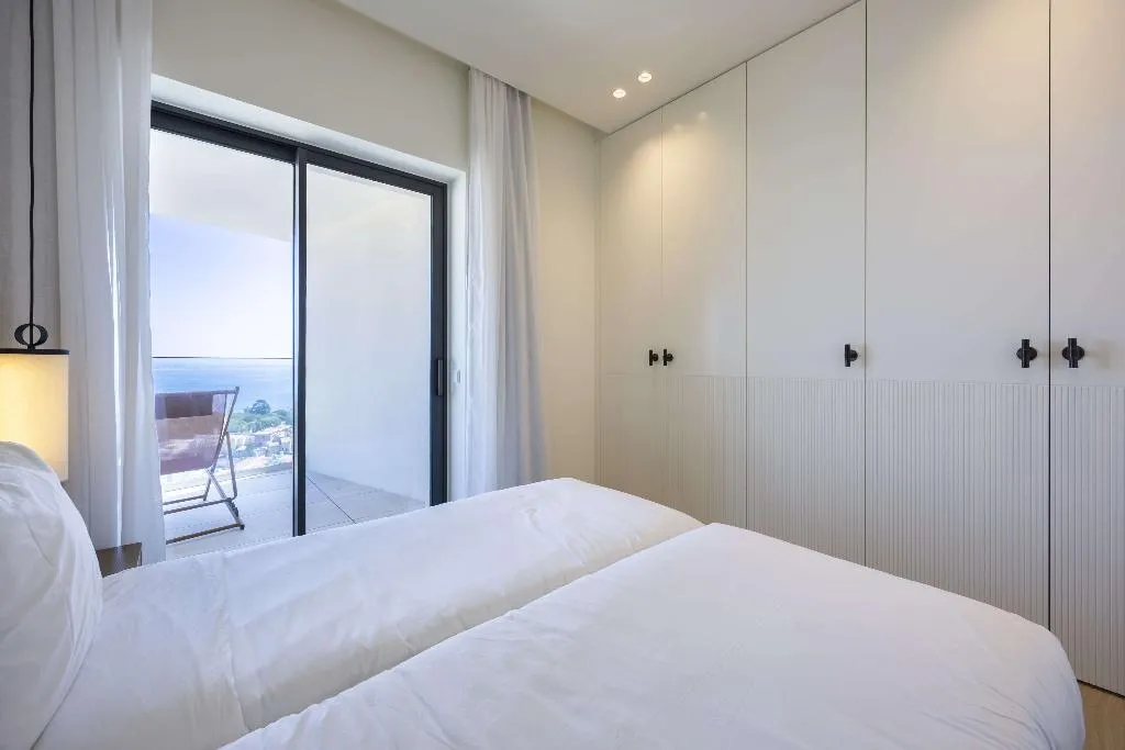 APARTMENT SEA VIEW TWO BEDROOMS Room, The Editory Residence Lagos, Algarve