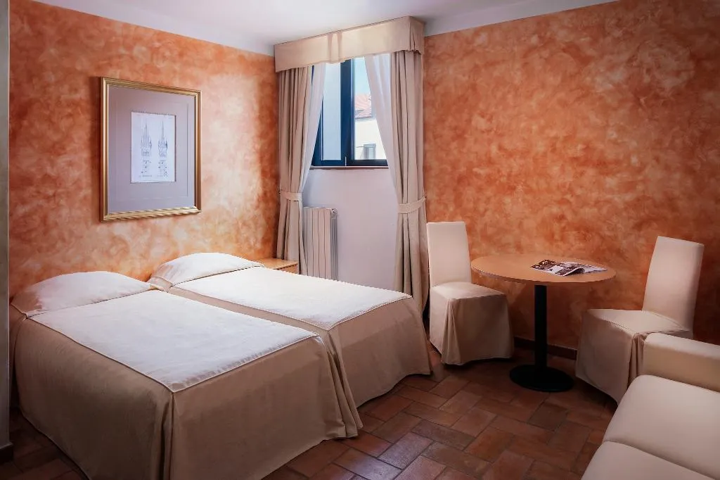 SUITE CAPACITY 4 Room, hotel Roma Prague, Prague