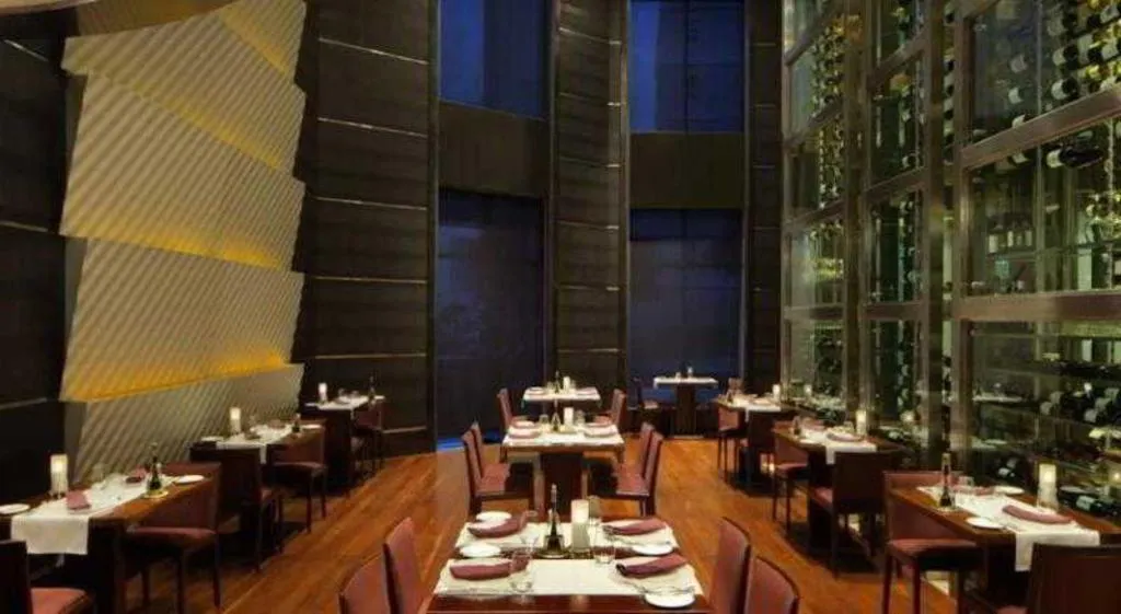 Restaurant, Radisson Blu Hotel, Dubai Media City, Dubai