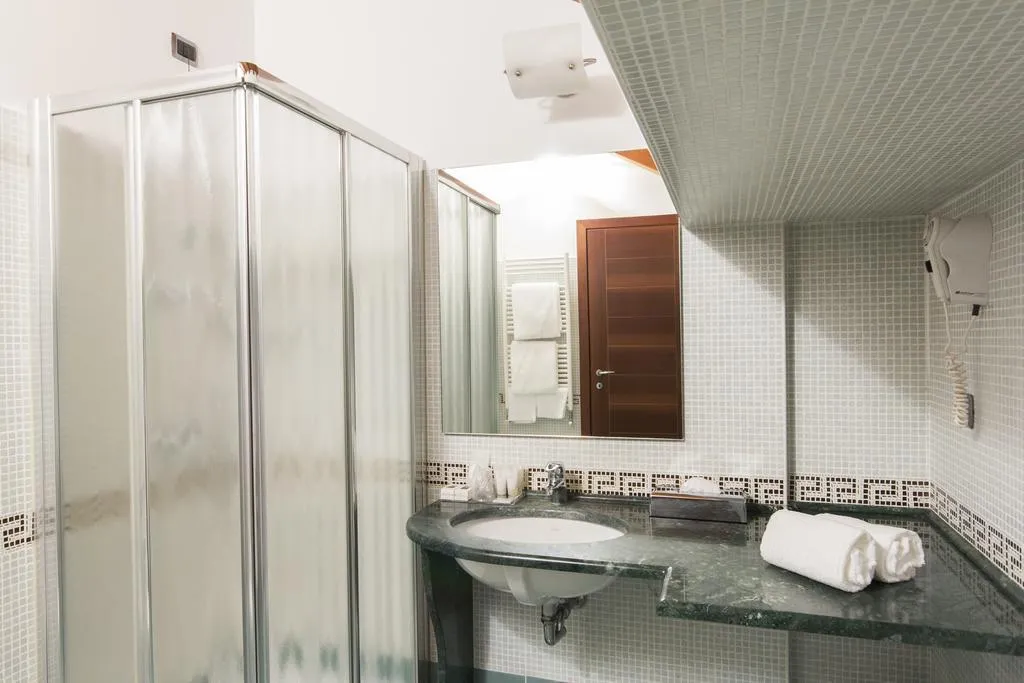 Room, Country Hotel Castelbarco, Milan
