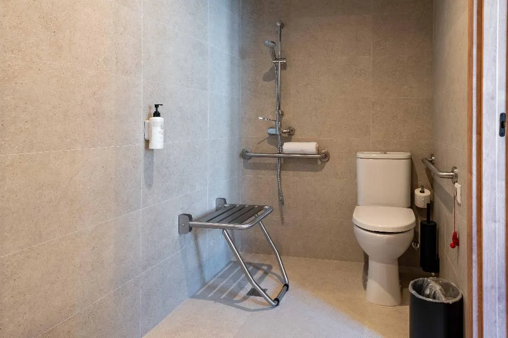 DOUBLE Accessible Room, easyHotel Madrid Alcala, Madrid