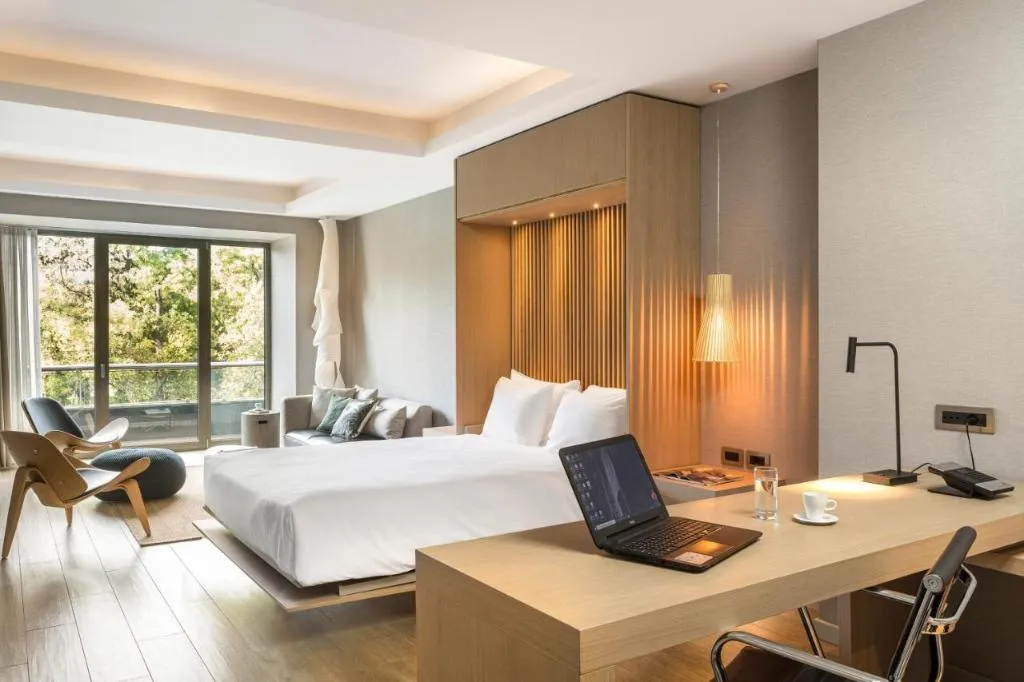 SUITE STANDARD Room, Radisson Blu Park Hotel Athens, Athens
