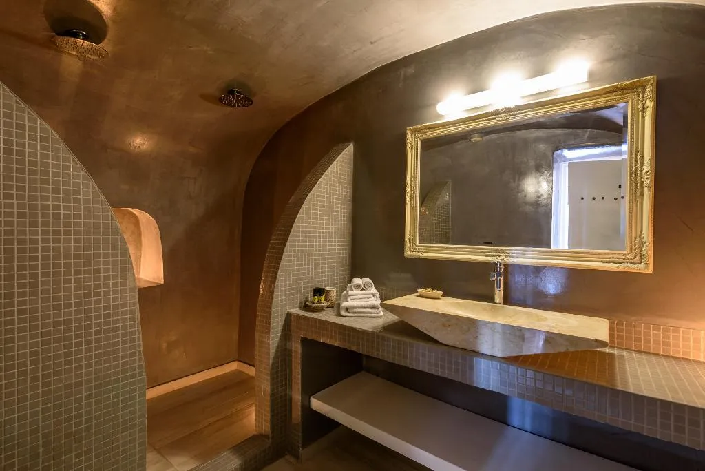 SUITE STANDARD Room, Senses Suites, Santorini