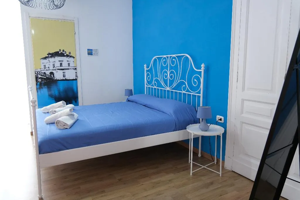 TRIPLE CLASSIC DELUXE Room, B&B Tarumbò, Naples