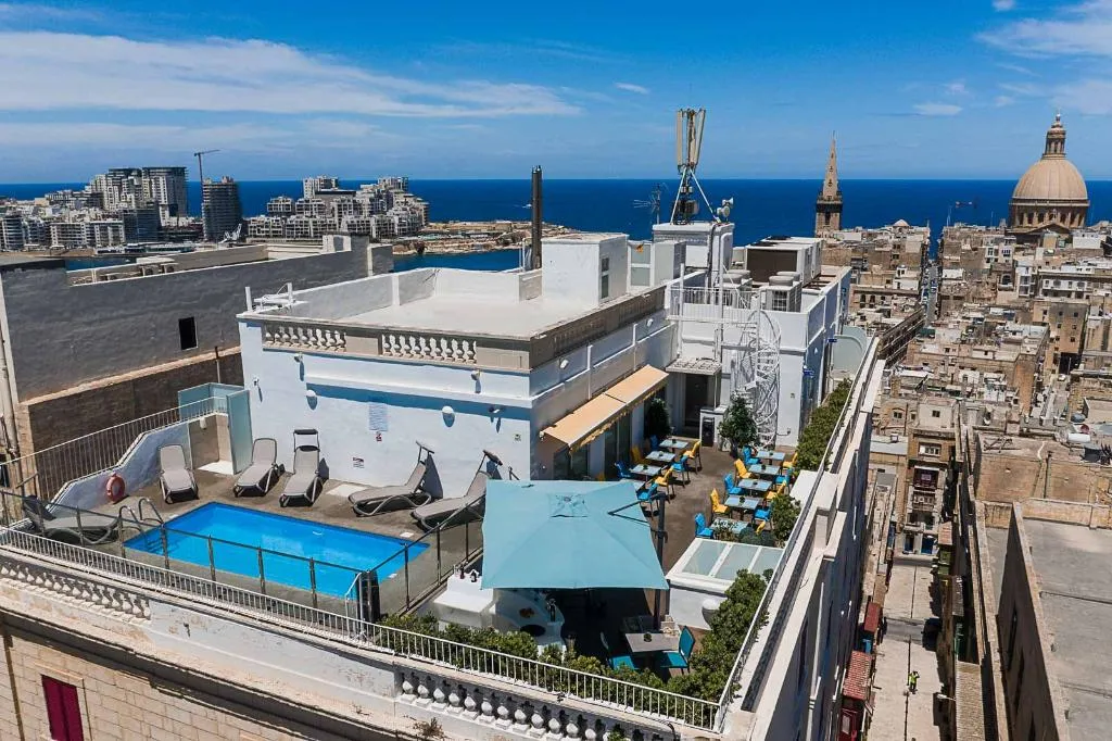 Terrace, Osborne Hotel, Malta