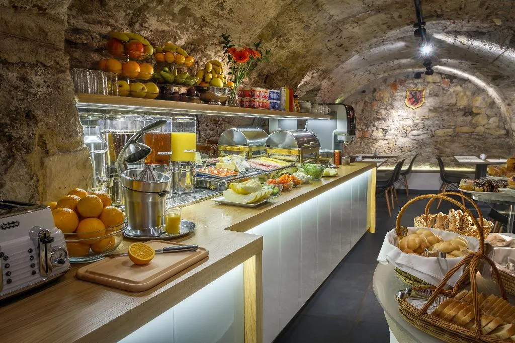 Restaurant, Hotel Waldstein, Prague