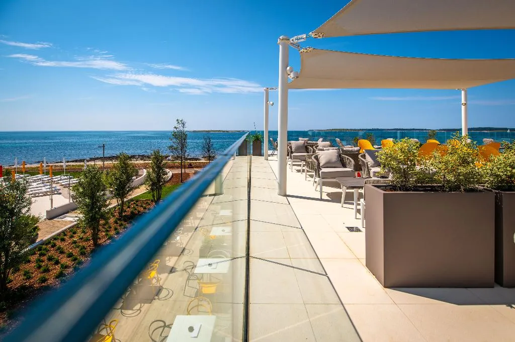 Terrace, Arena Grand Kazela Camping Homes, Istria
