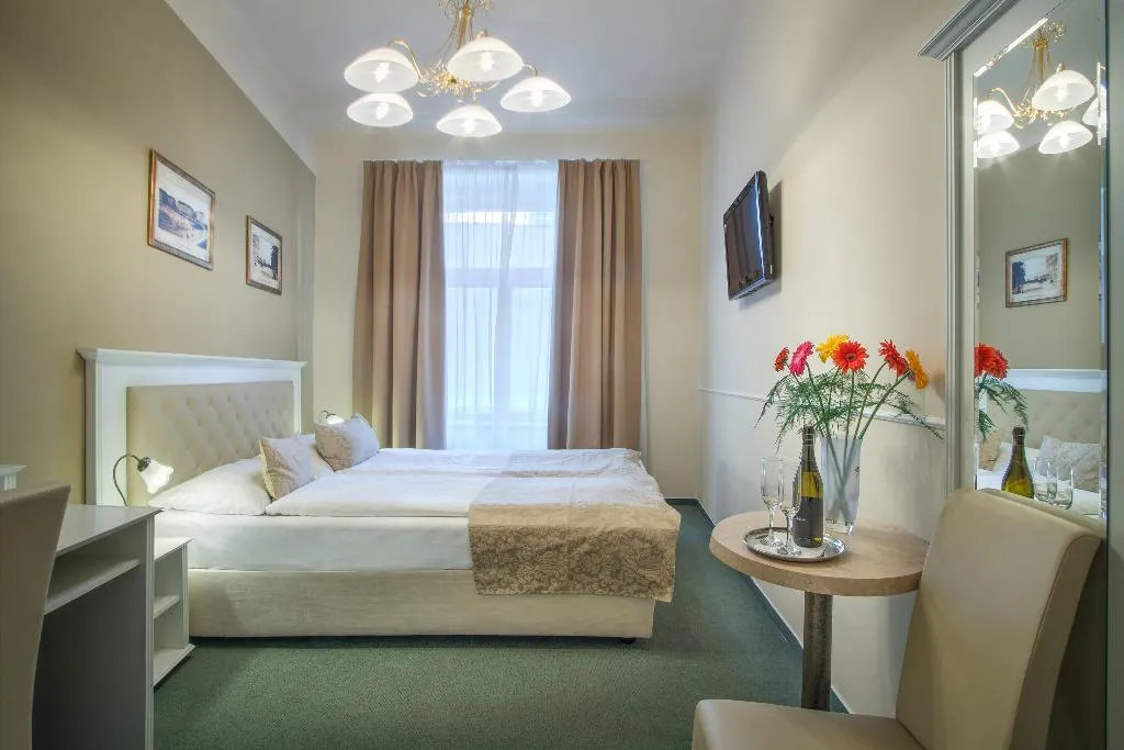 Double or Twin STANDARD Room, Taurus, Prague