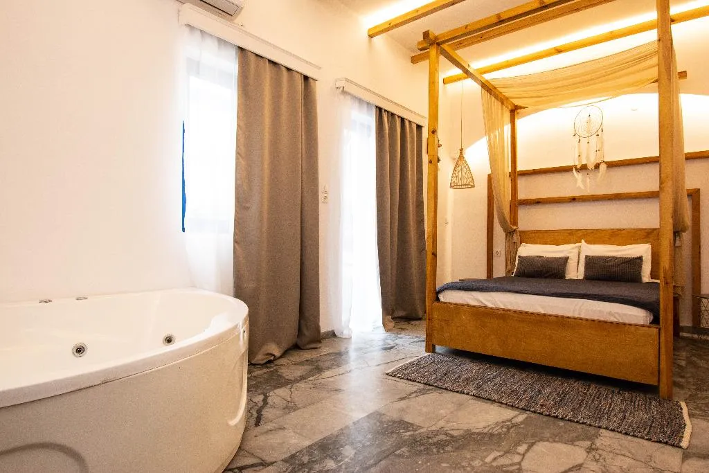 APARTMENT WITH JACUZZI Room, OV Suites, Crete