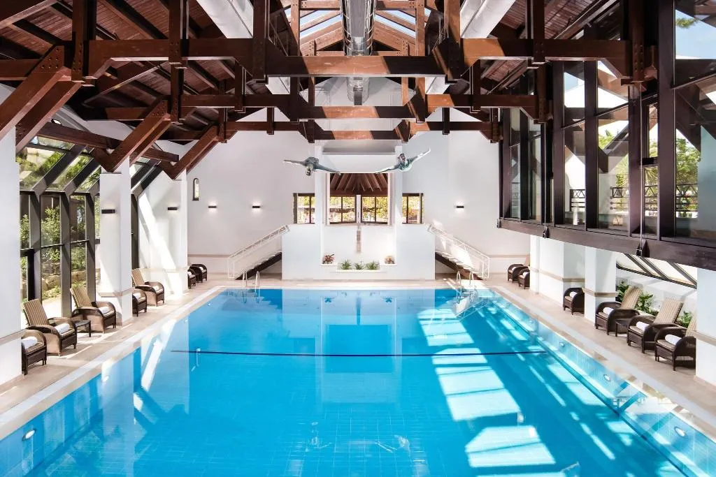 Pool, Pine Cliffs Ocean Suites, Algarve