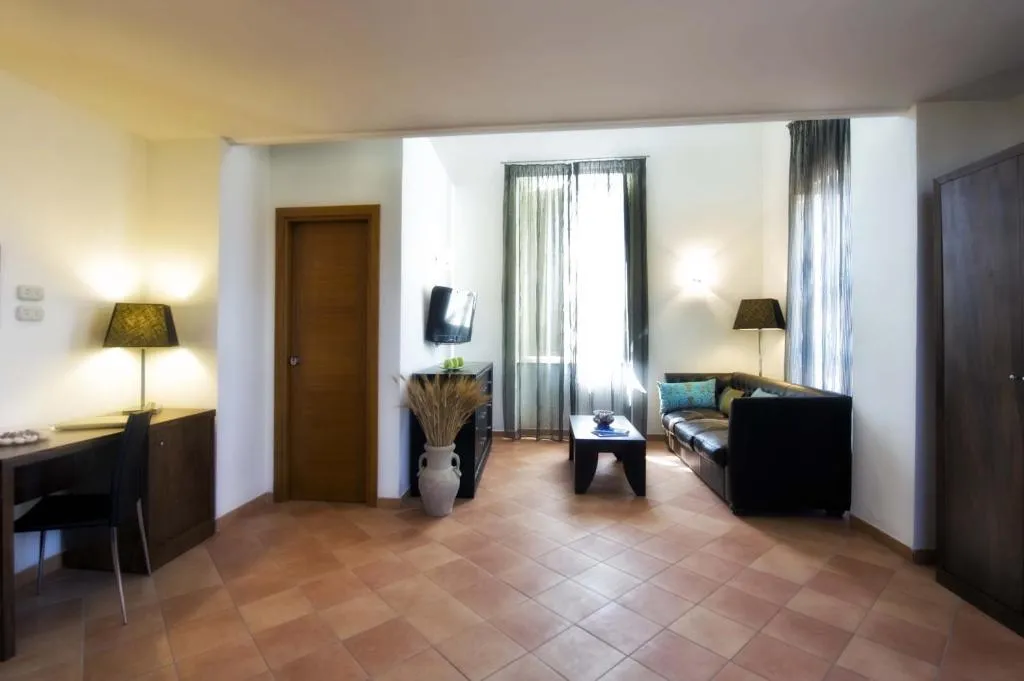 JUNIOR SUITE STANDARD Room, Relais Villa Buonanno, Naples