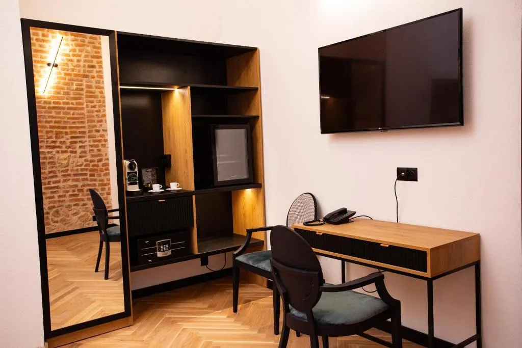 SUITE LUXURY Room, Hotel Teatr, Krakow