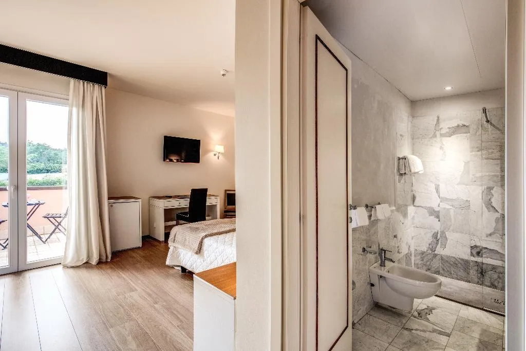 TWIN DELUXE Room, Demidoff Country Resort, Florence