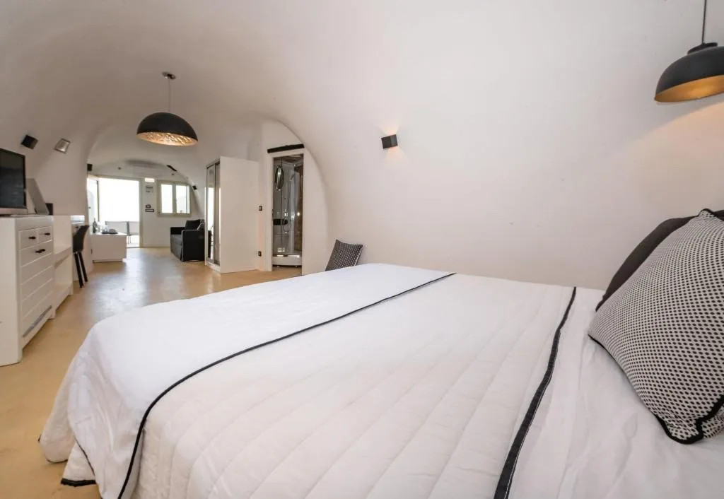 Room, Azzurro Suites, Santorini