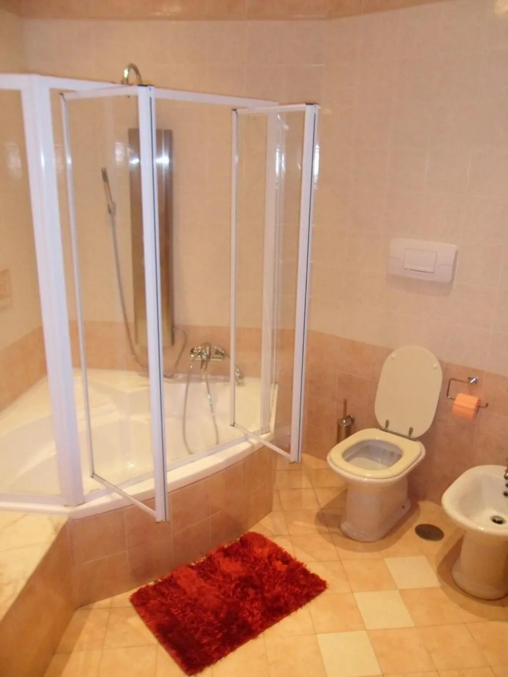 Room, Del Corso, Naples