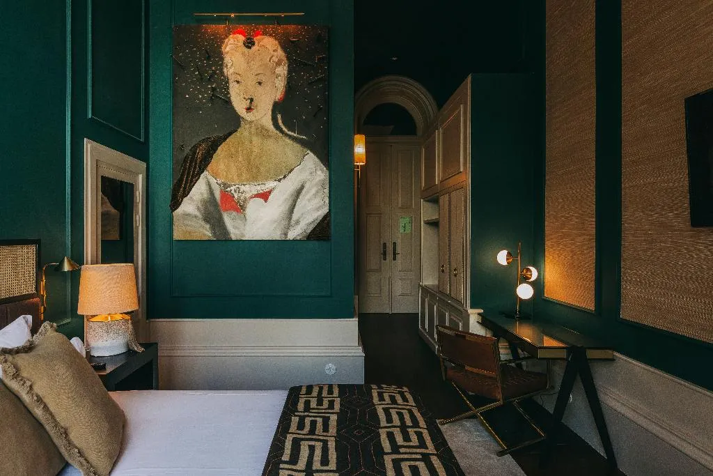DOUBLE SUPERIOR Room, Torel 1884 Suites & Apartments, Porto
