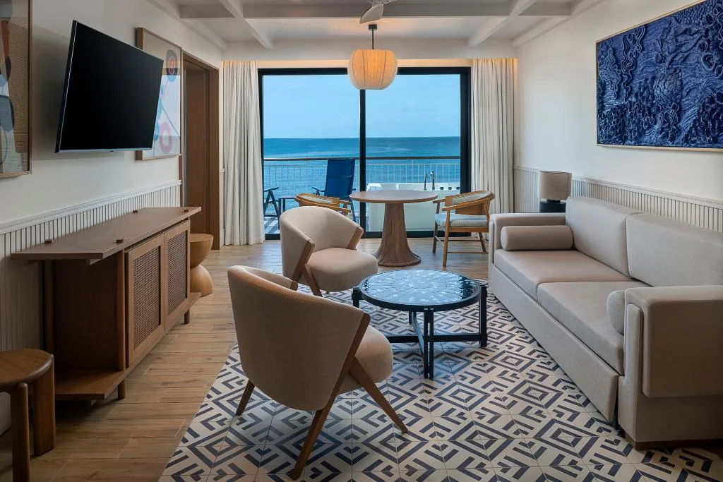 JUNIOR SUITE PREMIER OCEAN FRONT Room, Ocean Allure Costa Mujeres Adults Only All Incl, Cancun Area