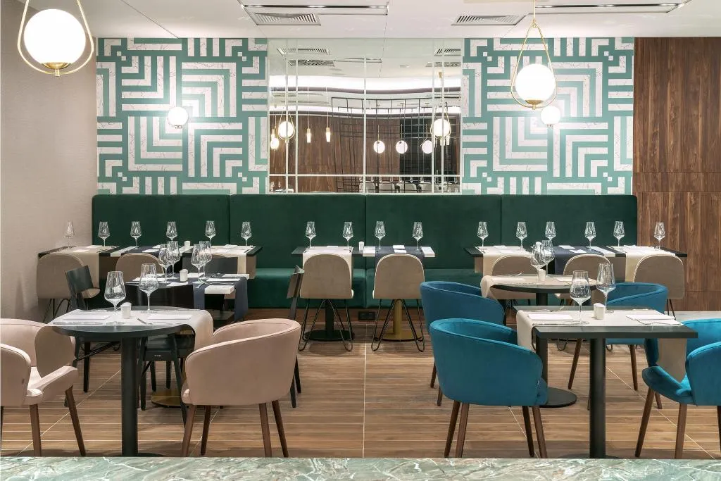 Restaurant, Metropolo By Golden Tulip, Krakow