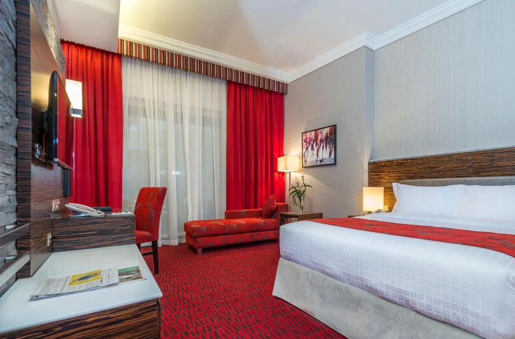 Double or Twin STANDARD Room, Atana Hotel, Dubai