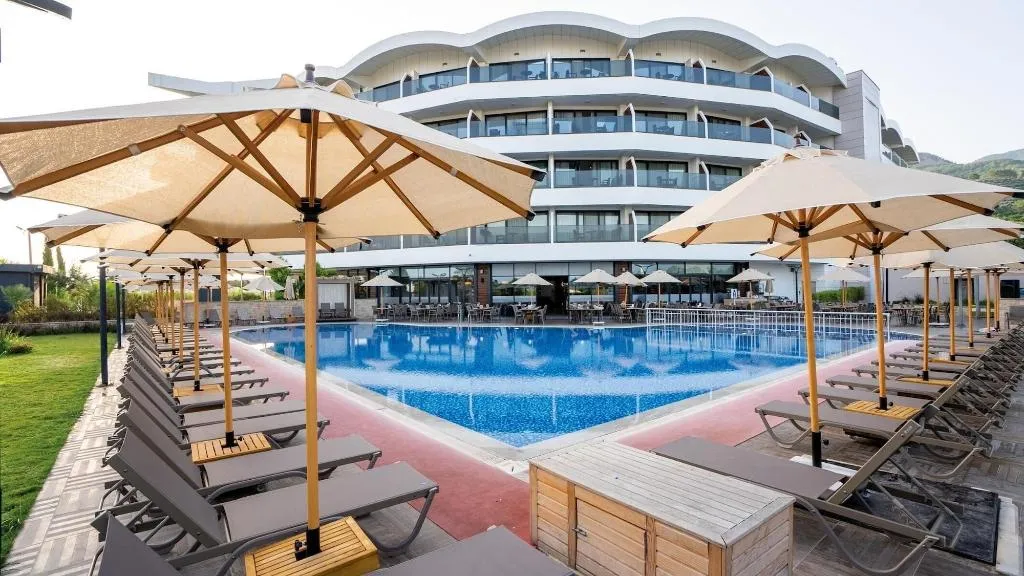 Sports and Entertainment, Seven For Life Thermal Hotel, Izmir