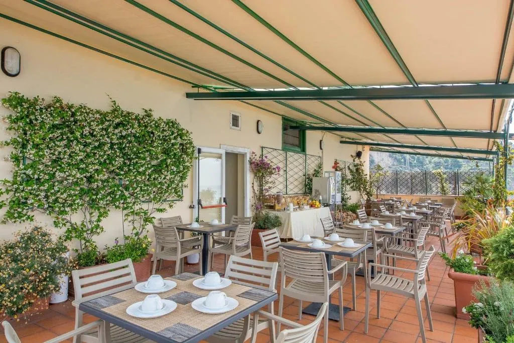 Terrace, Hotel Sole, Naples