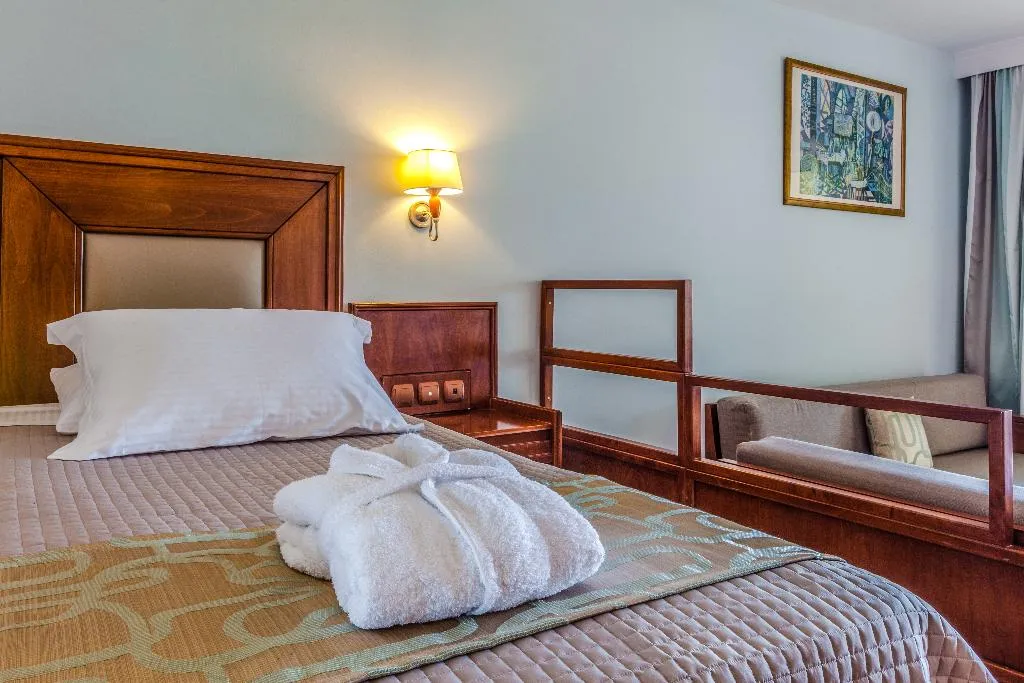 Double or Twin ANNEX Room, Kipriotis Maris Suites, Kos